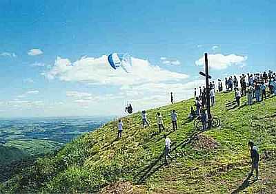 BARO ARALIBA NOGUEIRA MORRO DO CRUZEIRO POR TIAGO POMPEU - BARO ATALIBA NOGUEIRA - SP