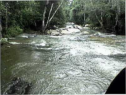 CACHOEIRA EM BARRA DO TURVO - BARRA DO TURVO - SP