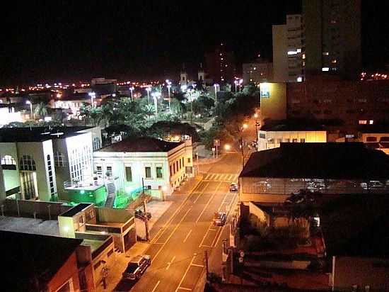 RUA CENTRAL DE BARRETOS-SP-FOTO:NONDUCORDUCO - BARRETOS - SP