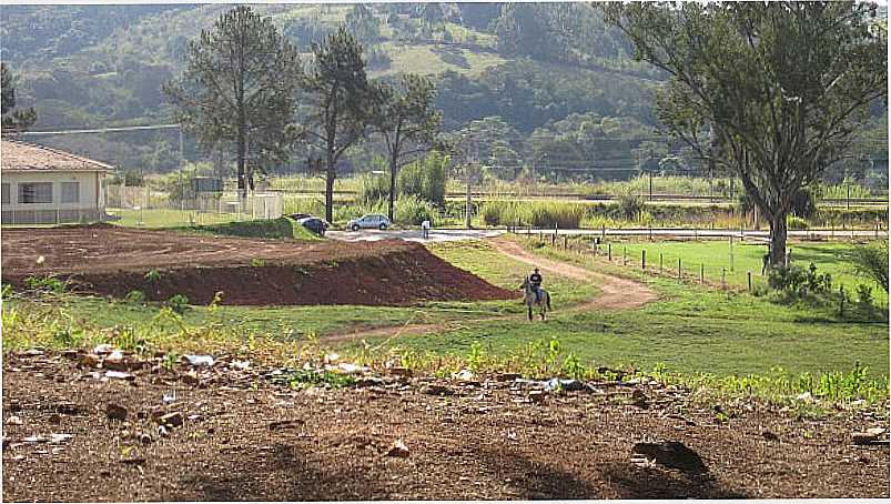 BATATUBA-SP-IMAGEM DA LOCALIDADE-FOTO:REGINA ODA  - BATATUBA - SP