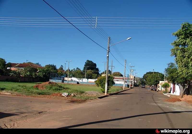 BATISTA BOTELHO-SP-AVENIDA NA ENTRADA DO BAIRRO-FOTO:WIKIMAPIA.ORG - BATISTA BOTELHO - SP