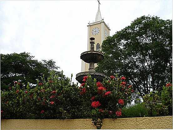 IGREJA MATRIZ E JARDIM DA PRAA DE N.S.DA CONCEIO-FOTO:MARCELO SZK - BILAC - SP