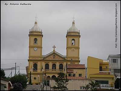 IGREJA MATRIZ FOTO ANTONIOGUILHERME - BOM JESUS DOS PERDES - SP