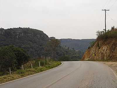 CANYON FOTO POR RENATO MOREIRA  - BOM SUCESSO DE ITARAR - SP