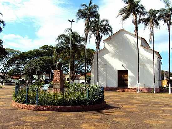 CAPELA DE SANTO ANTONIO NA PRAA CNDIDO PORTINARI-FOTO:.REGI - BRODOWSKI - SP