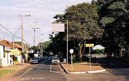 PRAA EM BUENO DE ANDRADA-SP-FOTO:ZEKINHA - BUENO DE ANDRADA - SP