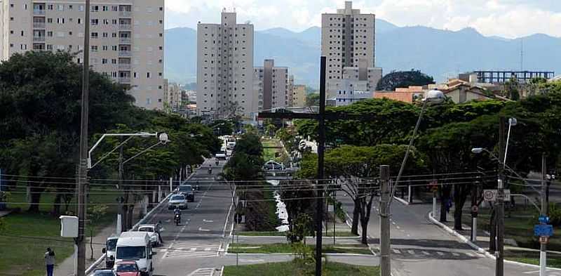 PONTE DO RIO PARABA DO SUL EM CAAPAVA. - CAAPAVA - SP