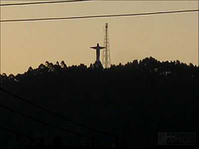 IMAGEM DE CRISTO EM CAIEIRAS-FOTO:ANDRE ASSUMPO - CAIEIRAS - SP