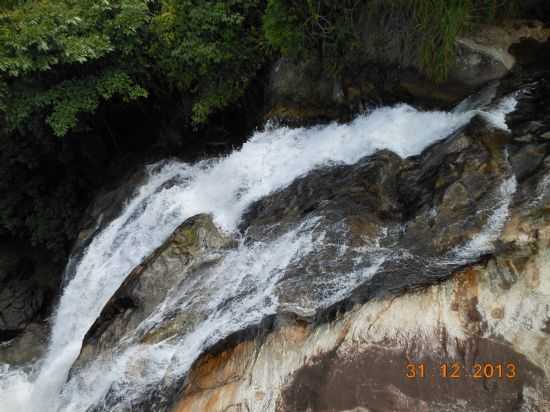 CAJATI-SP-CACHOEIRA DA CAPELINHA-FOTO:ALEX - CAJATI - SP