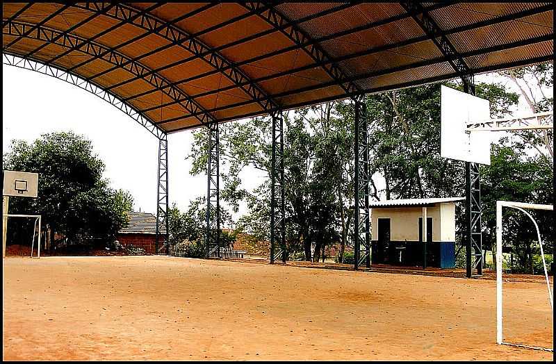 CAMBARATIBA-SP-QUADRA DO GINSIO DE ESPORTES-FOTO:ZEKINHA - CAMBARATIBA - SP