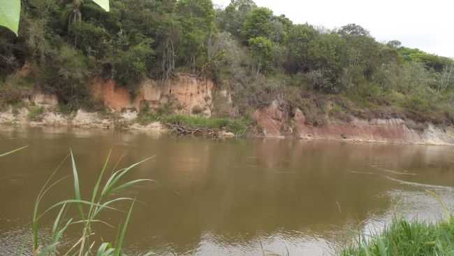 RIO PARANAPANEMA, POR EVA DE JESUS ALEIXO - CAMPINA DO MONTE ALEGRE - SP