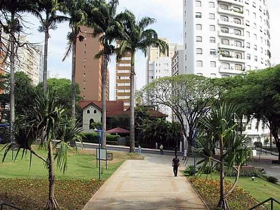 CAMPINAS-SP-PRAA DA BIBLIOTECA MUNICIPAL-FOTO:EDUARDO DANTAS - CAMPINAS - SP