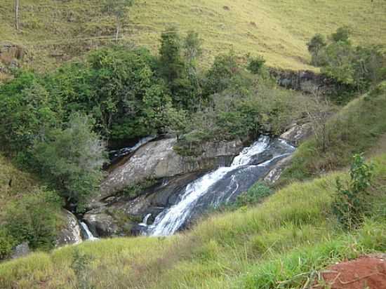 CACHOEIRA-FOTO:TAVARESLIMA - CAMPOS DE CUNHA - SP