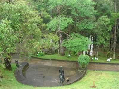 MUSEU FELCIA LEINER, POR WALKIRIA MELO (RECIFE-PE) - CAMPOS DO JORDO - SP