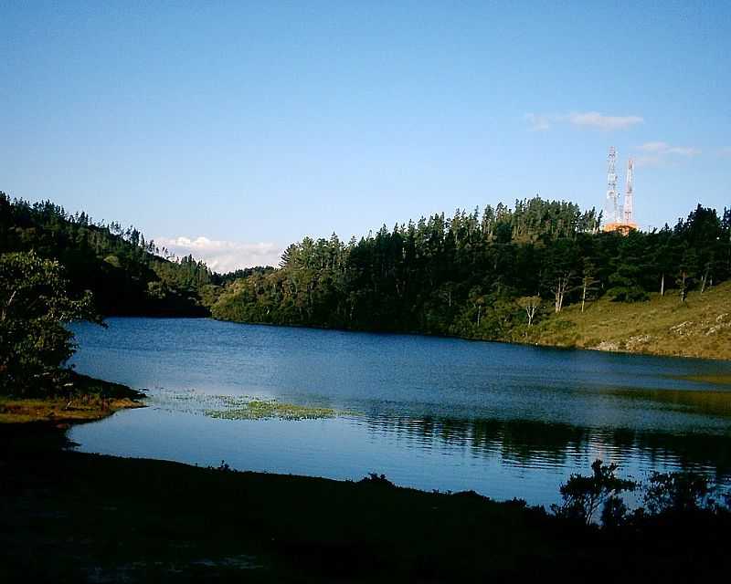 CAMPOS DE JORDO-SP-LAGO NO PICO ITAPEVA-FOTO:MAGNOJDI - CAMPOS DO JORDO - SP