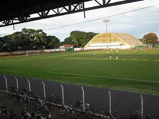 ESTDIO BENEDITO PIRES DE CNDIDO MOTA-SP-FOTO:PC FELIZARDO - CNDIDO MOTA - SP