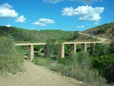 PONTE DO RIO VASA BARRIS, POR JOCIVAL (VAL) - PARIPIRANGA - BA