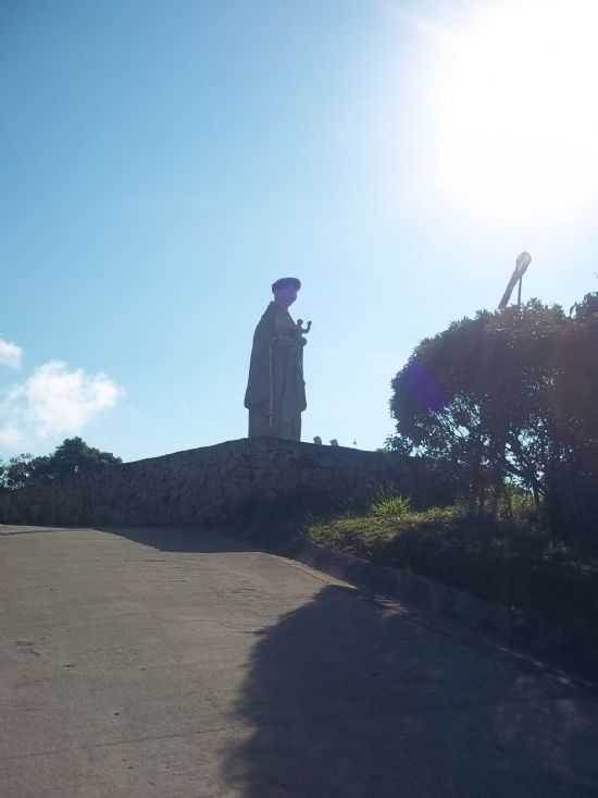 MORRO DE SANTO ANTONIO CARAGUA, POR GEORGE  - CARAGUATATUBA - SP