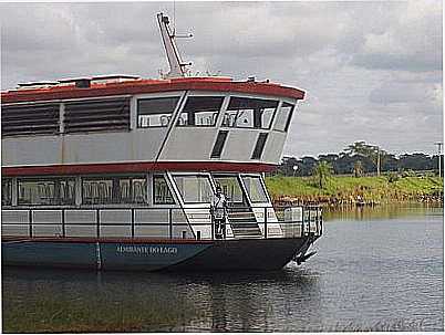 BARCO NO RIO MARINHEIRO-FOTO:GIBA10  - CARDOSO - SP