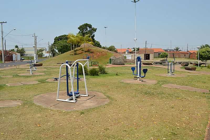 ACADEMIA AO AR LIVRE  LAGOA  - CARDOSO - SP