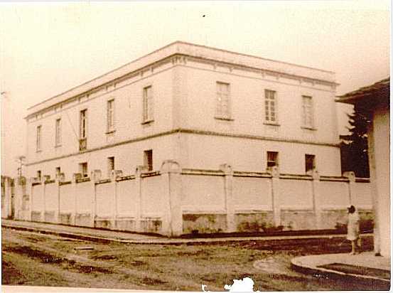 ANTIGA  CADEIA, POR VALDECIR FERIAN - CASA BRANCA - SP