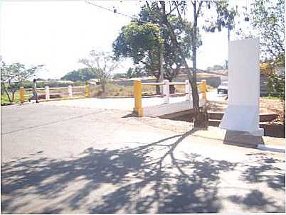 PONTE VILA DINIZ.. POR SANDRA CAPATTI - CASA BRANCA - SP