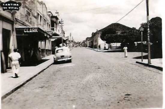 ONDE SE ENCONTRA O BAR BARO, POR LEONARDO ROSSETTO - CASA BRANCA - SP