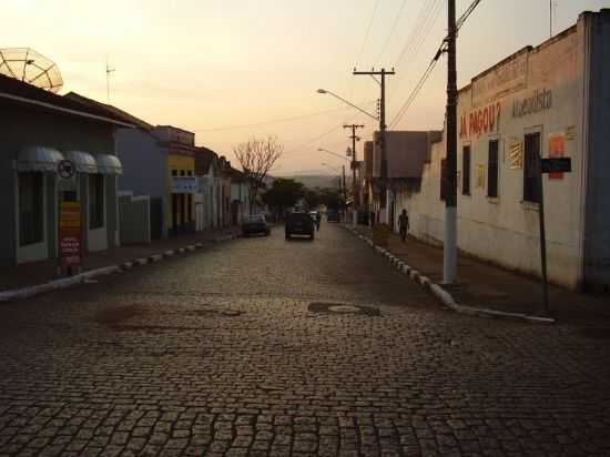 RUA PRINCIPAL, POR LEONARDO ROSSETTO - CASA BRANCA - SP