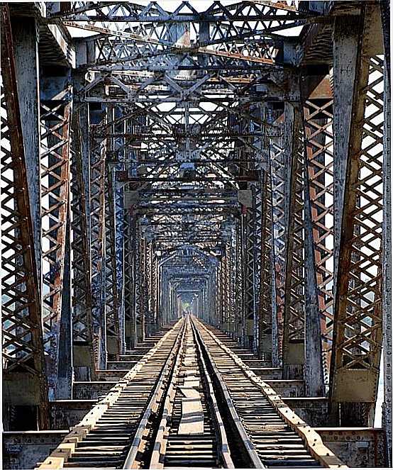 PONTE DE FERRO - FRANCISCO S, POR BY RAKA CONSUELO. - CASTILHO - SP