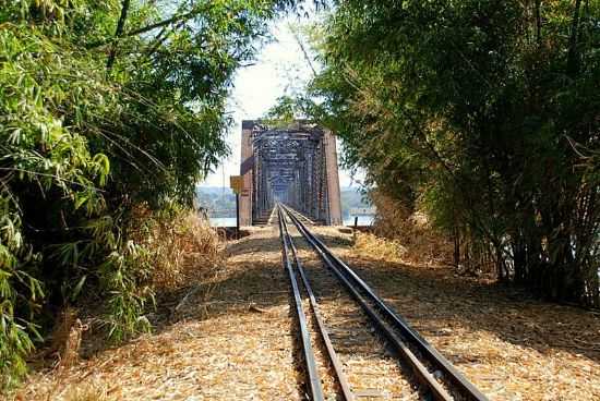 PONTE DE FERRO, -, POR BY RAKA CONSUELO. - CASTILHO - SP