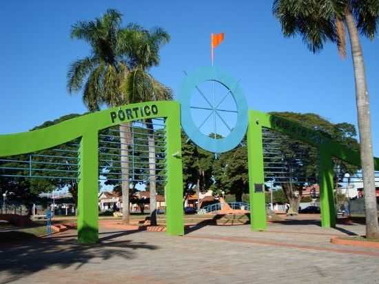 PORTAL DA PRAA DA MATRIZ, POR RAKA CONSUELO. - CASTILHO - SP