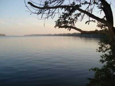 AMANHECER NO RIO PARAN EM CASTILHO-SP, POR JOS BENEDITO DOURADO - CASTILHO - SP