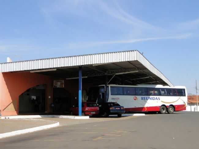 TERMINAL RODOVIARIO DE CASTILHO, POR HENRIQUE - CASTILHO - SP