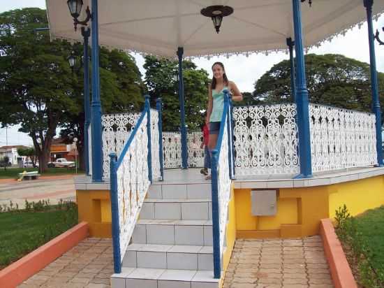 PRAA DA MATRIZ-CORETO, POR RAKA CONSUELO - CASTILHO - SP