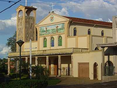 IGREJA DE SO FRANCISCO POR VINICIUS.ICLER - CATANDUVA - SP