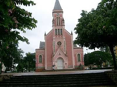 IGREJA MATRIZ DE SO 
DOMINGOS POR FLAVIA M SOARES  - CATANDUVA - SP