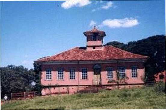 FAZENDA DA ONA,  - COLINA - SP