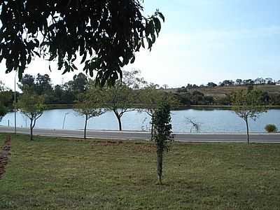 LAGO MUNICIPAL  FOTO
POR LPSPPS  - CONCHAL - SP