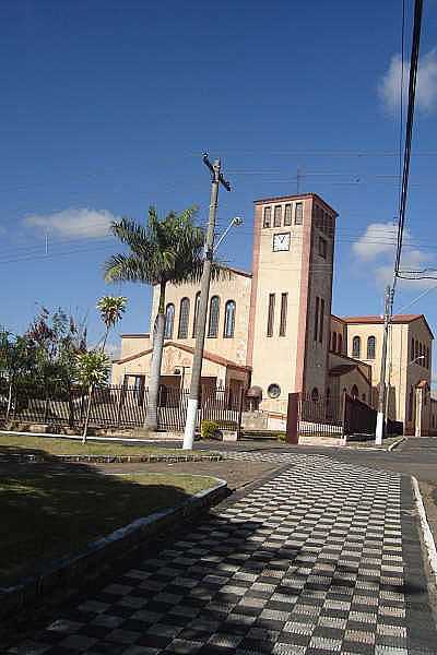 IGREJA DO BOM JESUS
FOTO JOO SAVIOLI - CONCHAS - SP