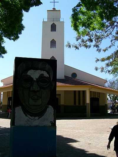 IGREJA-FOTO:TIAGONOPO  - CORONEL MACEDO - SP