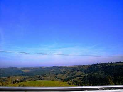 VISTA DA SERRA DE CORUMBATA  POR LUCIANO RIZZIERI - CORUMBATA - SP