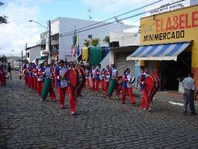 FAMPABRA, POR FRANCISLAN SANTOS - PAU BRASIL - BA