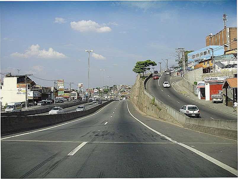 COTIA-SP-ENTRADA DA CIDADE NA RODOVIA RAPOSO TAVARES-FOTO:ROBERTO QUIRINO SIMES - COTIA - SP