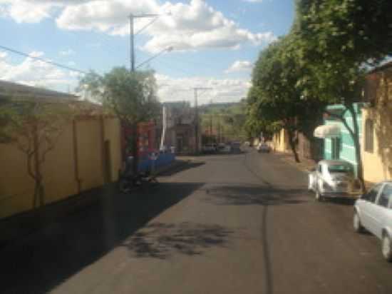 RUA DA CIDADE DE DESCALVADO-FOTO:SPLSP - DESCALVADO - SP