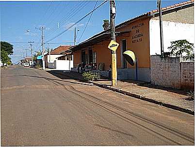RUA DE DOMLIA POR SUED ETROF - DOMLIA - SP