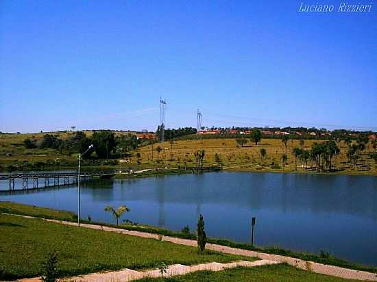 DUARTINA-SP-VISTA DO LAGO DO ECO-PARQUE E PARCIAL DA CIDADE-FOTO:LUCIANO RIZZIERI - DUARTINA - SP