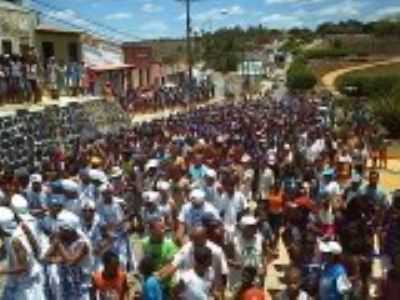 CORTEJO AO PADROEIRO DA CIDADE, POR ROSE - PEDRO - BA