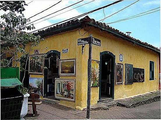 FEIRINHA EM CASA HISTRICA DE EMBU DAS ARTES-SP-FOTO:URIAS E. TAKATOHI - EMBU DAS ARTES - SP