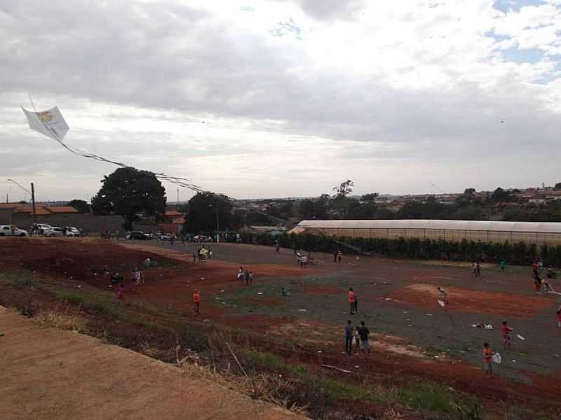 IMAGENS DA CIDADE DE  ENGENHEIRO COELHO - SP - ENGENHEIRO COELHO - SP