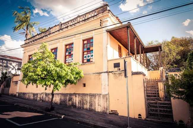 POR CLAUDEMIR IVO GUILHERME DA COSTA - ESPRITO SANTO DO PINHAL - SP